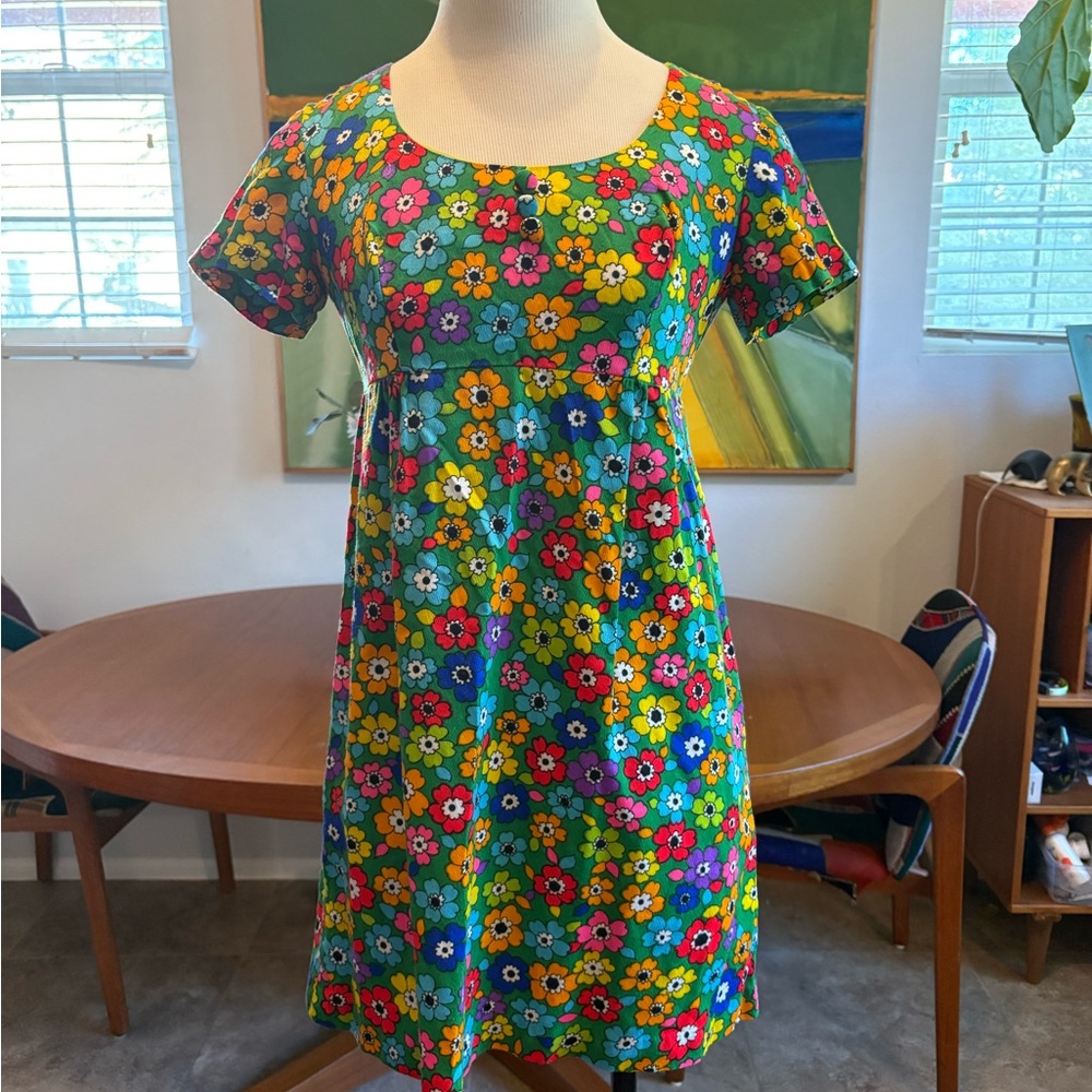 Vintage 60’s Floral Mini Dress